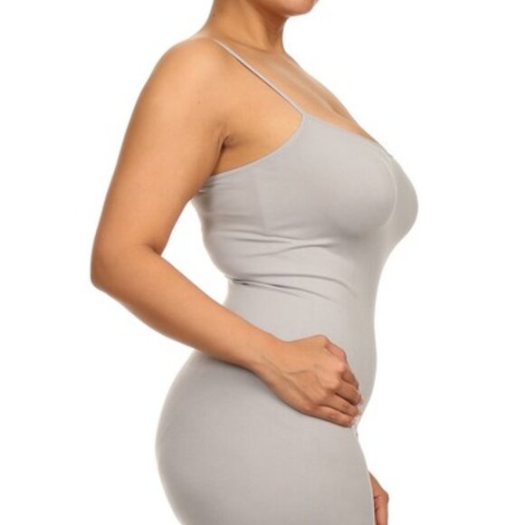 Lady's Solid Seamless Long Cami Top - Picture 2 of 5